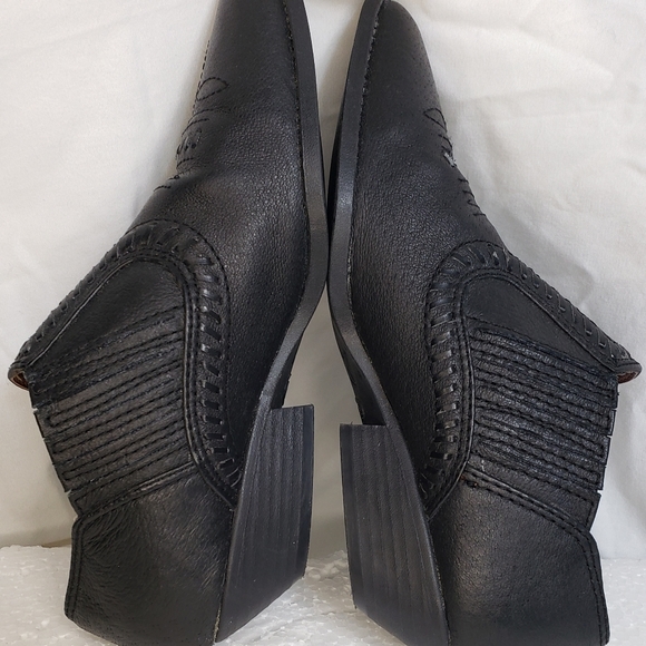 Women's 6.5 western leather black bootie Clogs (sr) - Picture 3 of 8